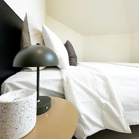 شقة Ghent, 2 Private With Wi-fi