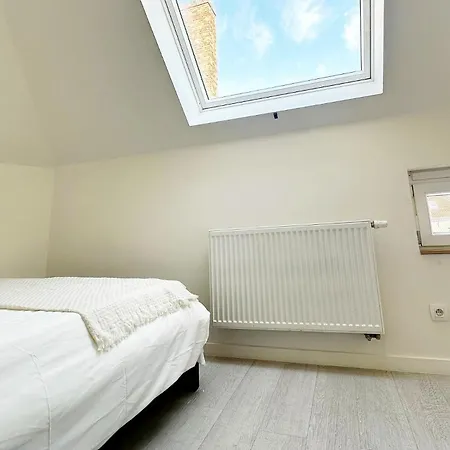 شقة Ghent, 2 Private With Wi-fi